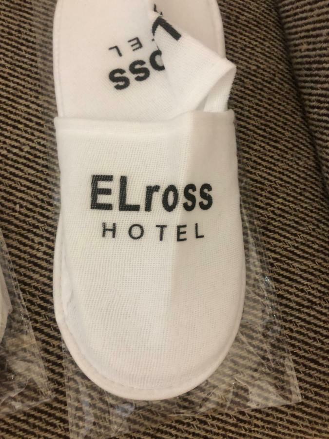 Elross Hotel เยเรวาน ภายนอก รูปภาพ
